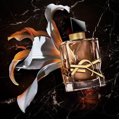 5 - Yves Saint Laurent Libre Flowers and Flames Eau De Parfum 30 ml