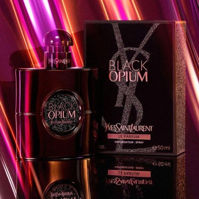 2 - Yves Saint Laurent Black Opium Le Parfum 30ml