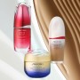 1 - Shiseido Revitalessence Skin Glow Foundation SPF 30 120 Ivory 30ml
