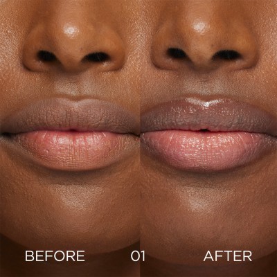 1 - Clarins Lip Oil Balm 01 Pale Pink 2.9g